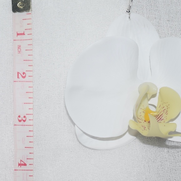 White Phalaenopsis Orchid True Touch Artificial Earrings. - Picture 9 of 10